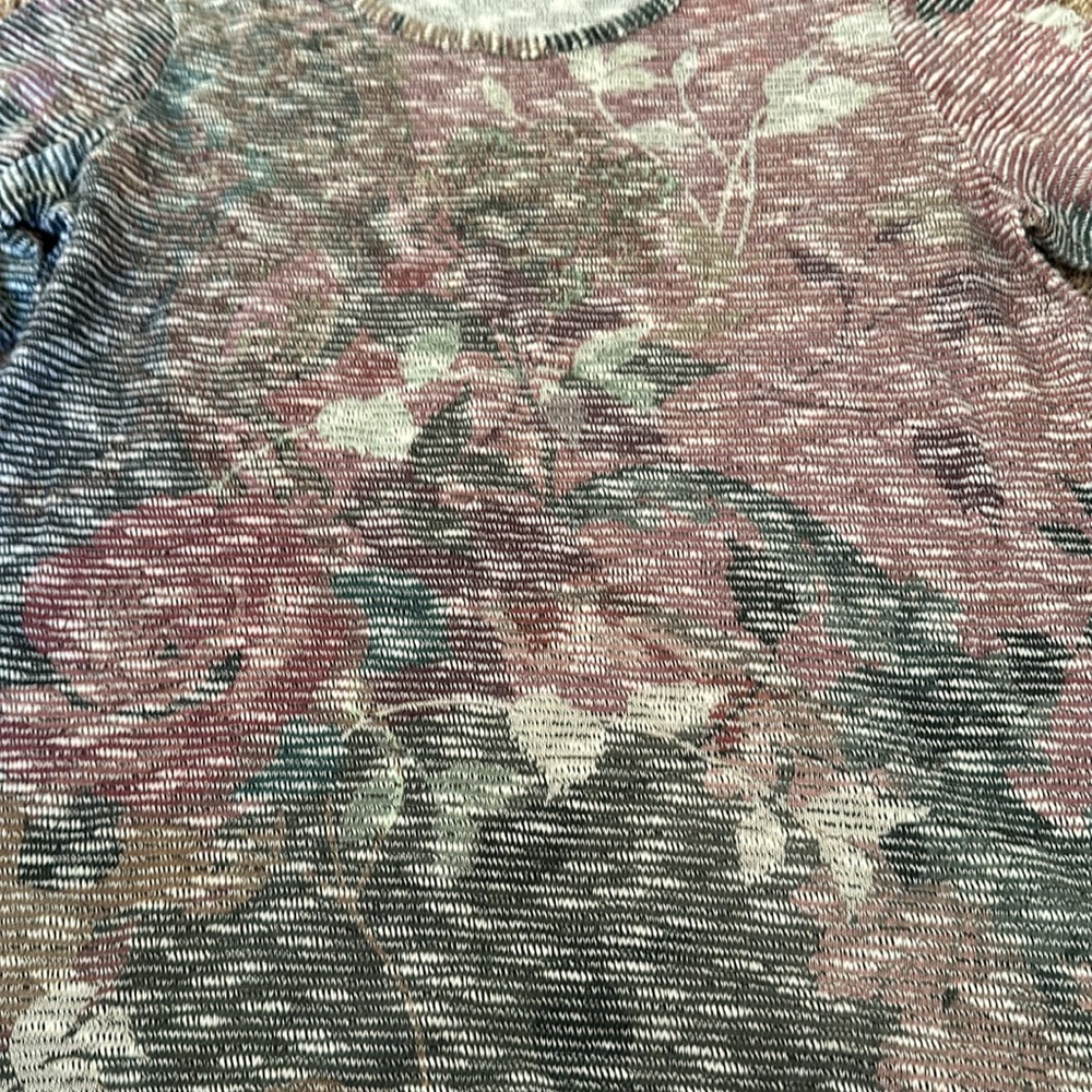 Lightweight fall pattern sweater - Picture 4 of 4